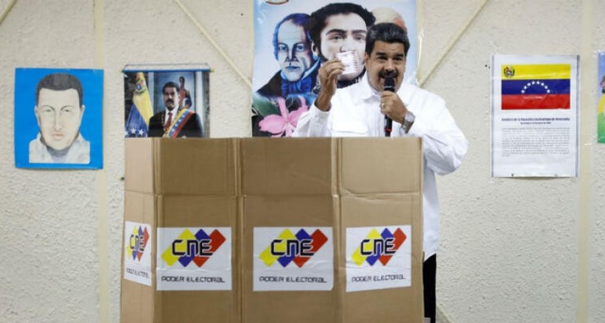 VENEZUELA;  ELECCIONES,  SIGUE SIENDO ATACADA DESDE DENTRO Y FUERA 